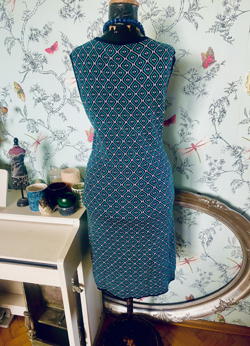 Šaty retro vzory — foto 4
