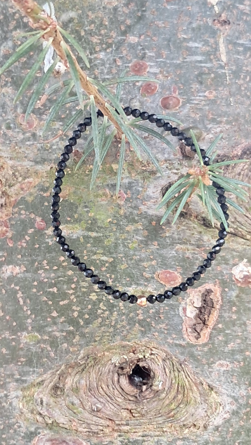 Spinel broušený — foto 2