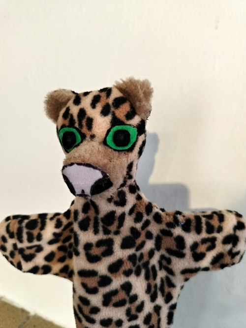 Maňásek leopard Evžen — foto 5