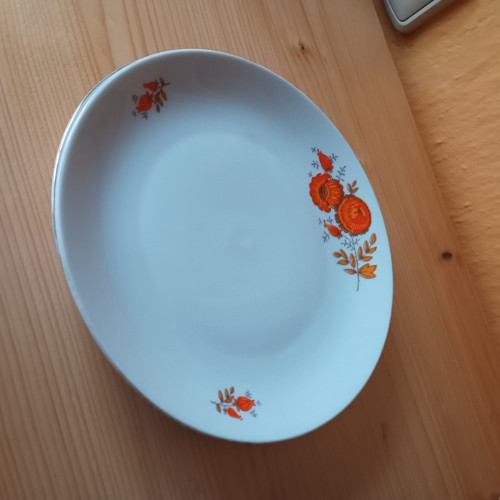 Tři dezertní talířky — foto 2