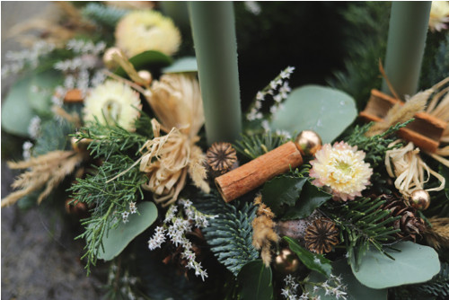 Adventní věneček přírodní zelený — foto 2
