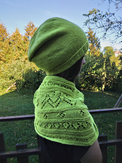 Souprava - čepice + nákrčník - světle zelená — foto 5