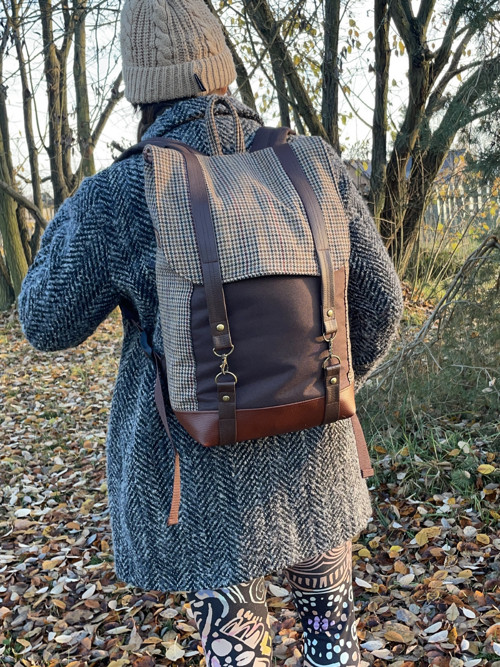 Upcyklovaný batoh BASIC Kohoutí — foto 4