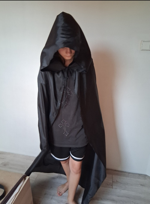 Plášť s kápí — foto 2