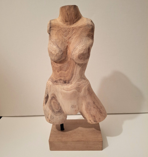 Akt dřevořezba — foto 2