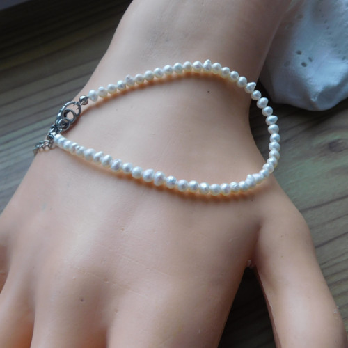 Náramek - Krása mini perliček — foto 3