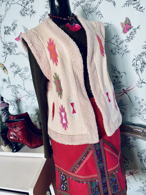 Boho vesta vyšívaná — foto 2