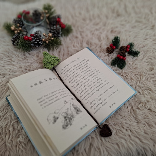Háčkovaná záložka stromek — foto 5
