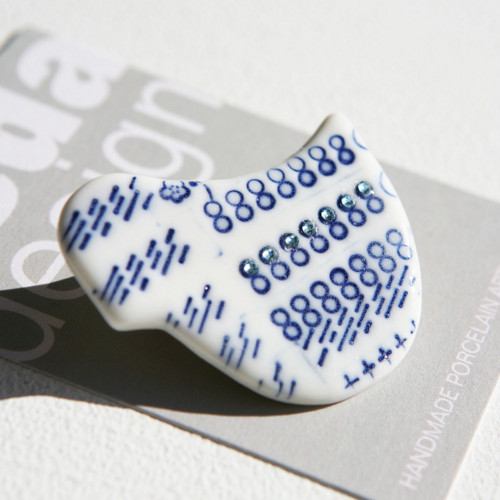 Porcelánče s příběhem - brož — foto 6