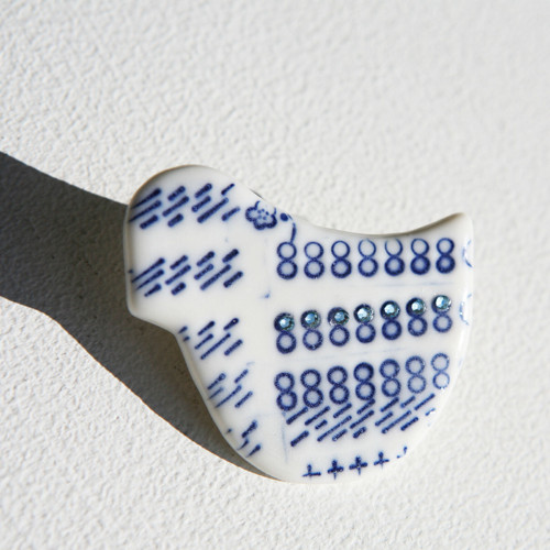 Porcelánče s příběhem - brož — foto 2