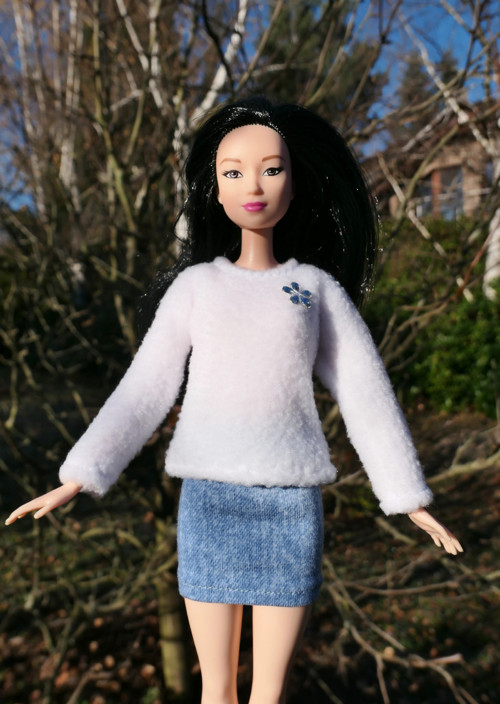 Svetr pro Barbie — foto 2