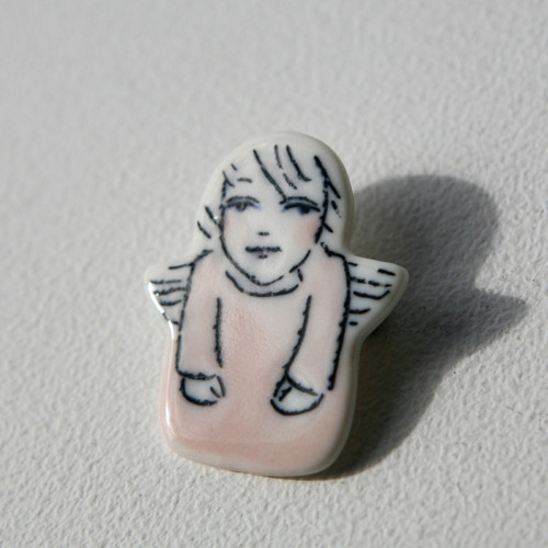 Anděl - brož porcelán — foto 3