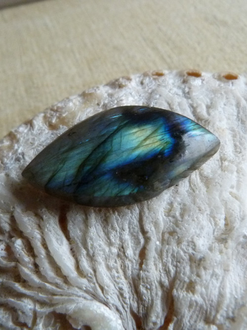 Labradorit - 3,7 cm — foto 2