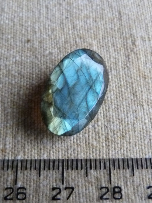 Labradorit brus - 2,1 cm — foto 3