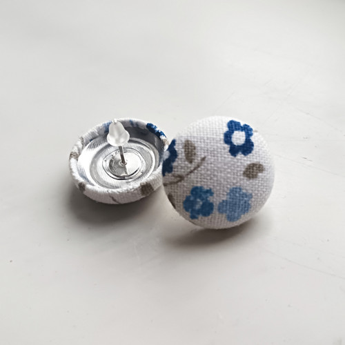 Modré květiny - buttonkové náušnice — foto 2