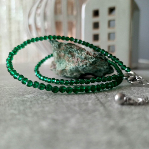 Náhrdelník choker tmavě zelený — foto 3