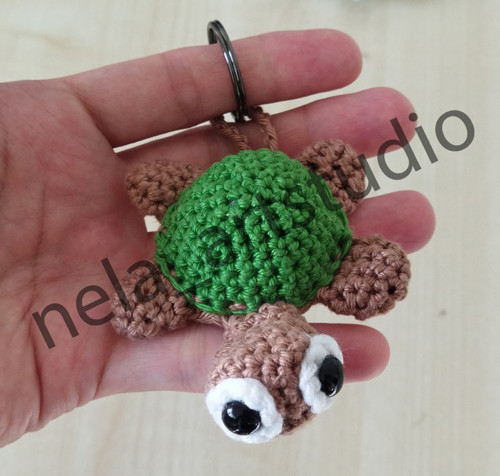 Háčkovaná želvička hnědo-zelená — foto 2
