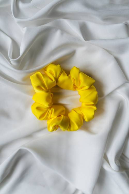 Hedvábná scrunchie "LEMON" — foto 2