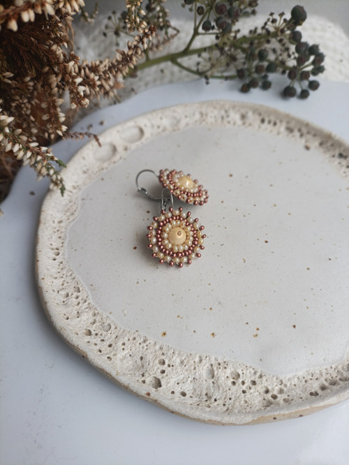 Mini earrings n.11 - vyšívané náušnice — foto 3