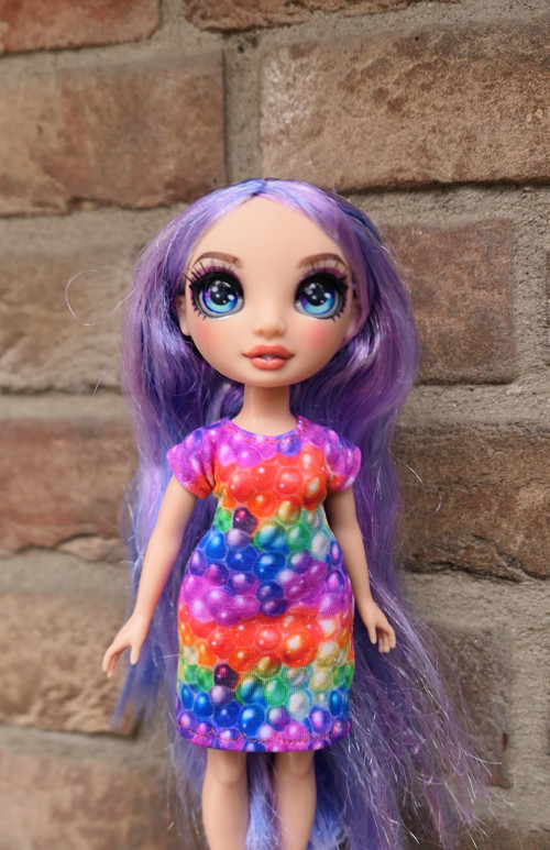 Rainbow High - letní šaty — foto 2