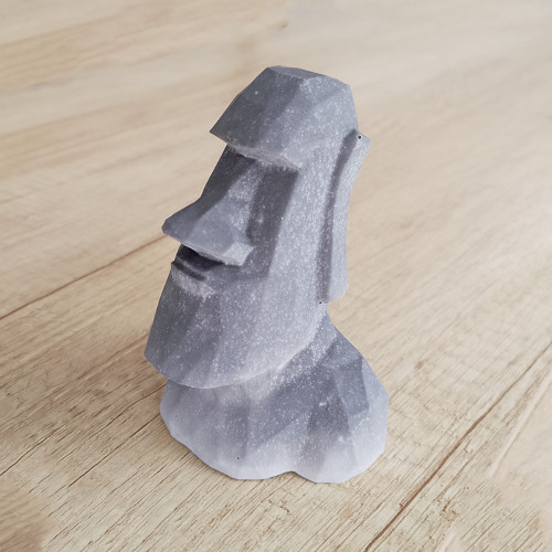 Moai - šedá socha — foto 3