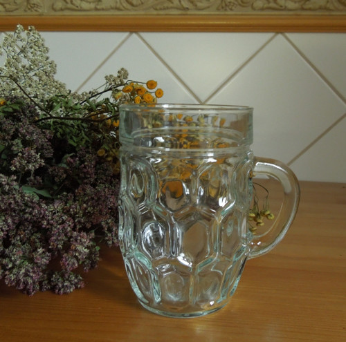 Malý půllitřík — foto 2