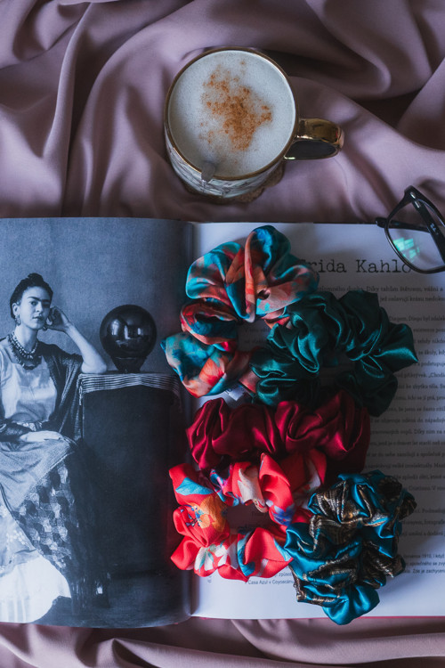 Hedvábná scrunchie "JAPANESSE" — foto 2
