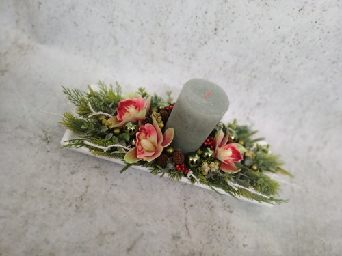 Svícínek s orchidejemi — foto 5