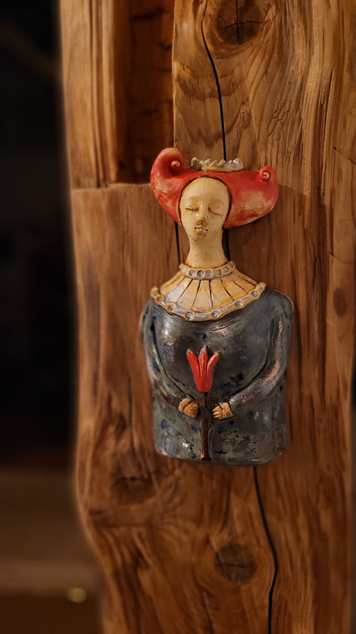 Keramická dáma "Manýrka" — foto 4