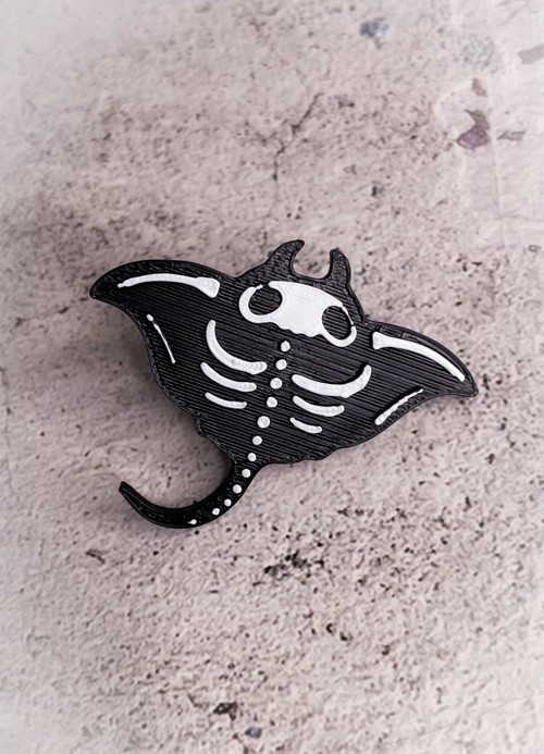 Odznáček pin skeleton Rejnok — foto 3
