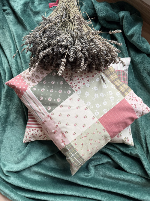 Polštář plněný pohankou - patchwork — foto 4