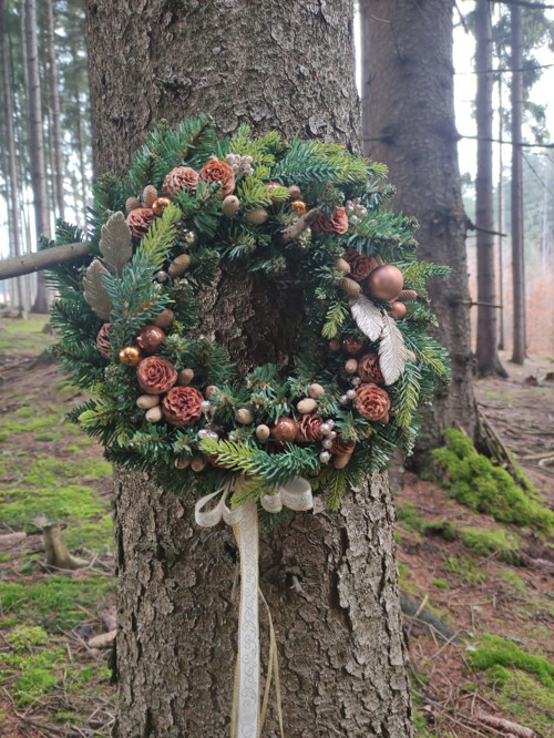 Věnec ZIMNÍ: Ø cca 28 cm — foto 3