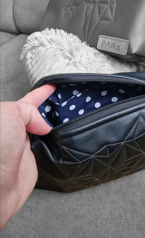 Vyšívaná kabelka FOXIE Black — foto 3