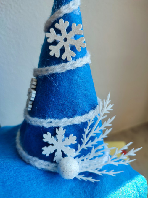 Modrý skřítek cca 25 cm — foto 2