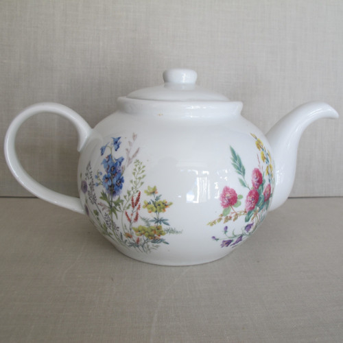 Porcelánová konvice luční květy — foto 2
