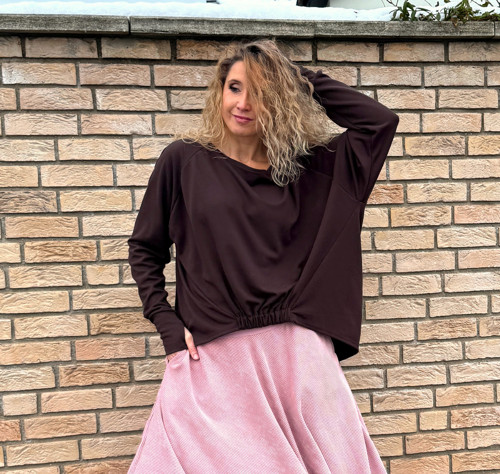 Volná tunika s gumou hnědá — foto 3