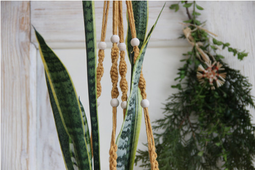 Macramé závěs na květináč — foto 4