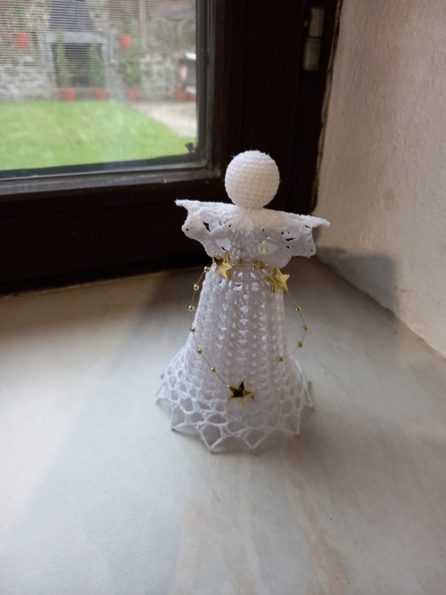 Háčkovaný andělíček — foto 5