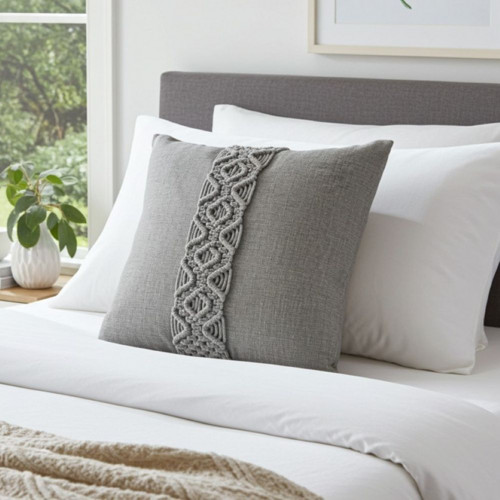 Polštář s macrame aplikací — foto 4
