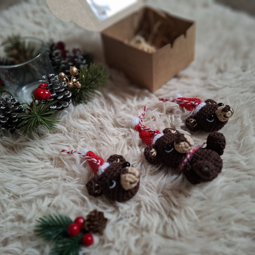Háčkovaná sada vánočních medvídků — foto 2