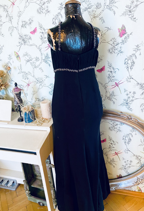 Šaty Femme Fatale — foto 6