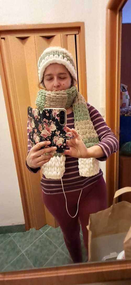 Šála — foto 3