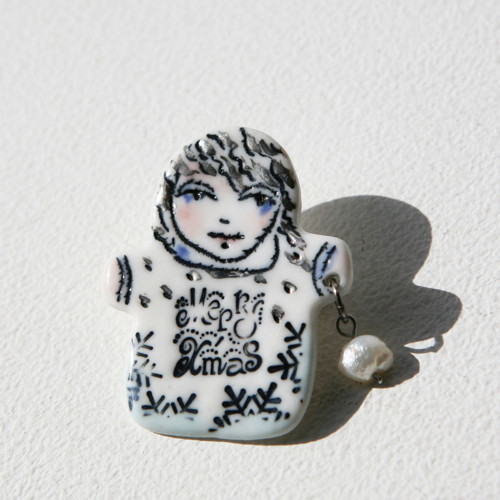 Ono s perlou - porcelánová brož — foto 4