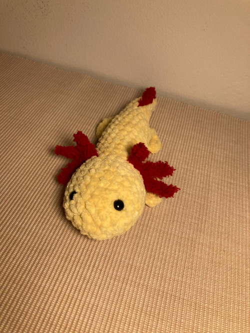 Háčkovaný axolotl žlutý — foto 3
