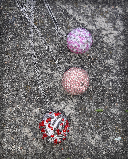 Sníh a jeřabiny - přívěsek — foto 2