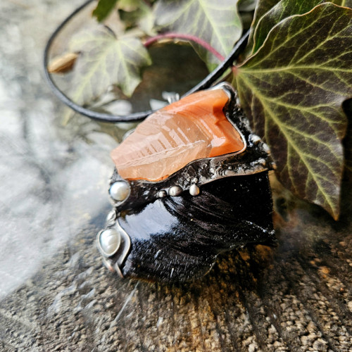 Obsidian Black, kalcit, sladkovodní perly — foto 6