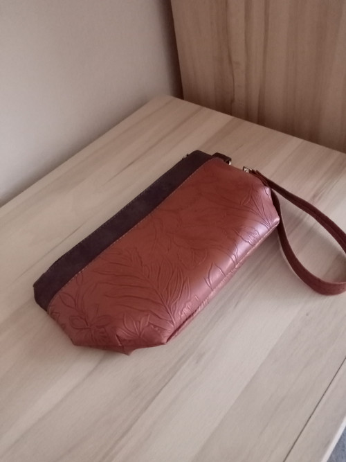 Kapsička - koženka+korek — foto 2