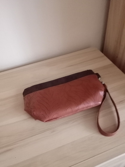Kapsička - koženka+korek — foto 4