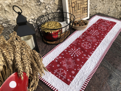 Vánoční běhoun vločky 84/27 cm — foto 2