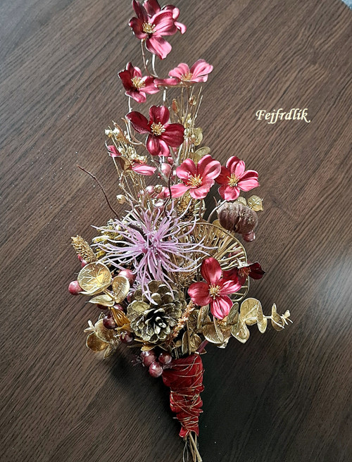 Vánoční kytice, extravagantní velice ;-). — foto 3